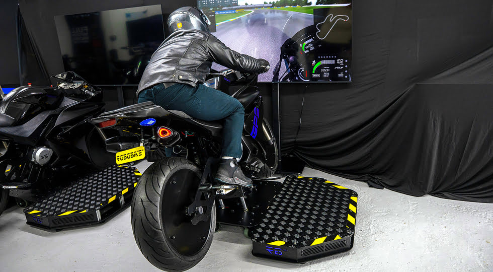 Il rivoluzionario simulatore di moto 4D che punta sul social gaming debutta all’Eag Expo