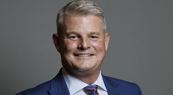 Regno Unito, ministro Andrew: ‘Dialogo e sostegno ai settori di gioco e intrattenimento’