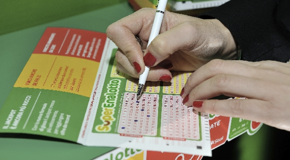 SuperStar SuperEnalotto senza ‘6’ ma un ‘5’ regala oltre 186mila euro