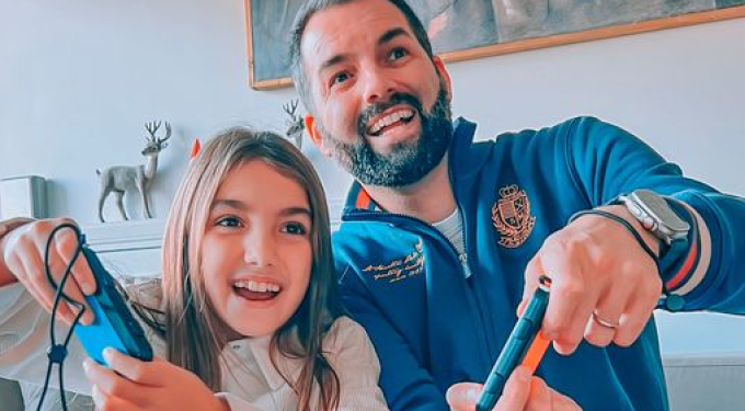 ‘Prendi il controllo’: i consigli di Iidea per aiutare i genitori ‘con’ i videogame