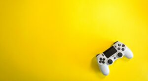 © Igor Karimov / Unsplash