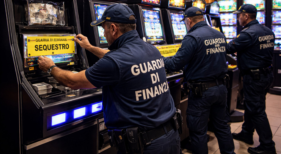 Slot irregolari, minorenni in sala: controlli e sanzioni da Brindisi a Ferrara