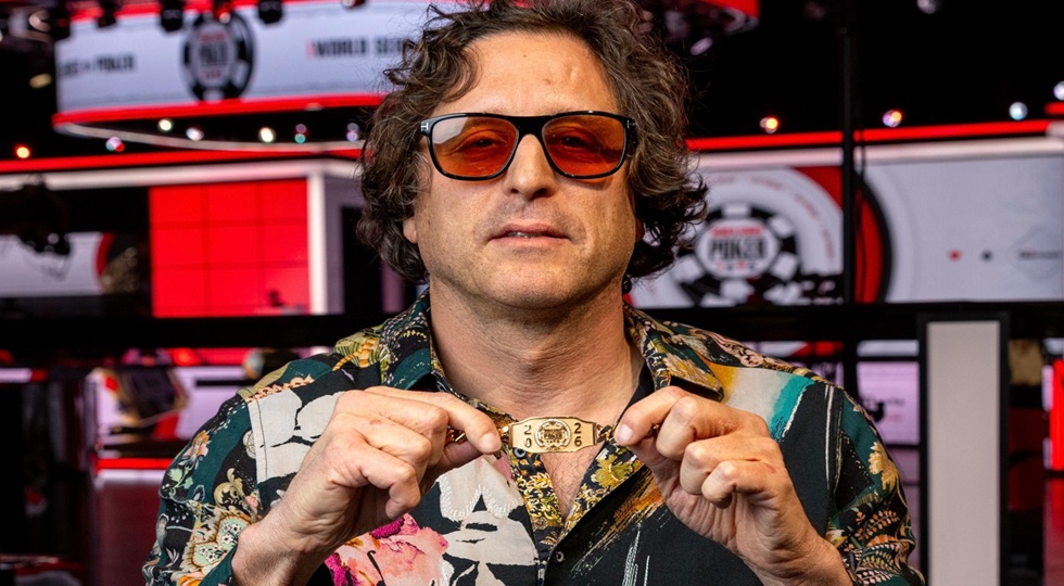 Wsop 2026, primo braccialetto per lo scacchista Michael Casella